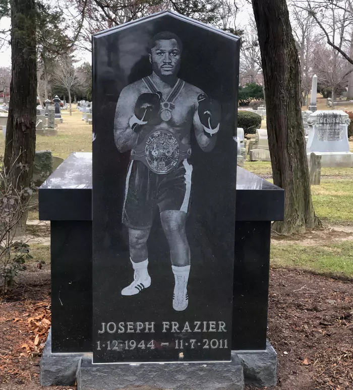 grób joe fraziera